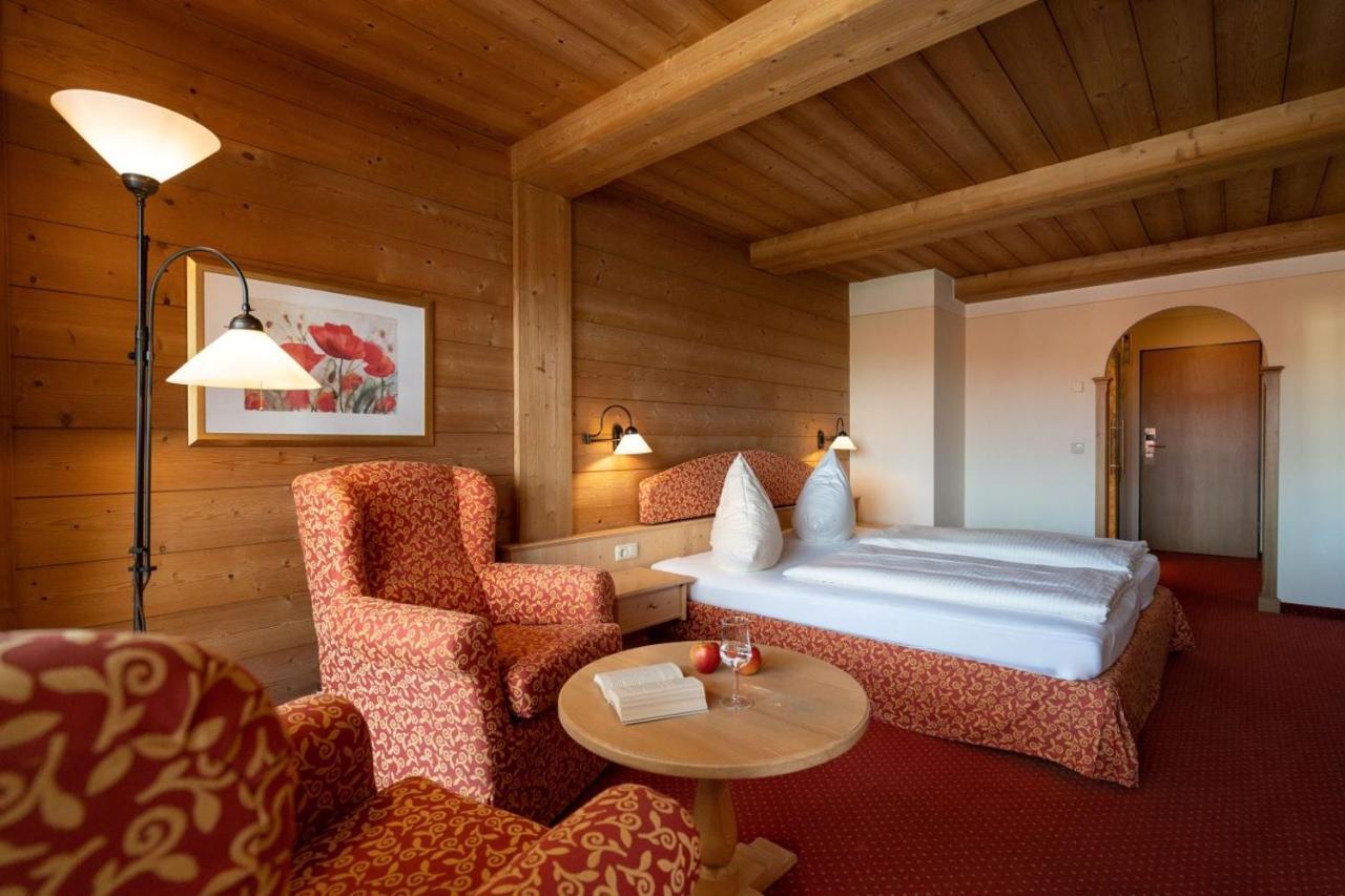 Hotel Gasthof Alte Post Holzkirchen Holzkirchen  Ngoại thất bức ảnh