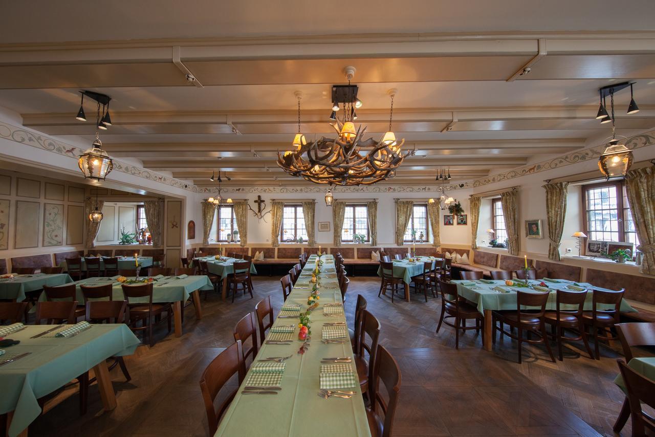 Hotel Gasthof Alte Post Holzkirchen Holzkirchen  Ngoại thất bức ảnh