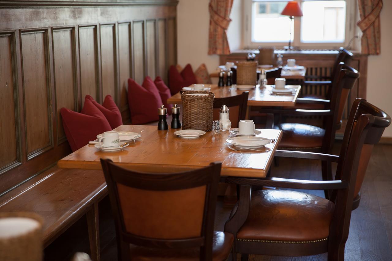 Hotel Gasthof Alte Post Holzkirchen Holzkirchen  Ngoại thất bức ảnh
