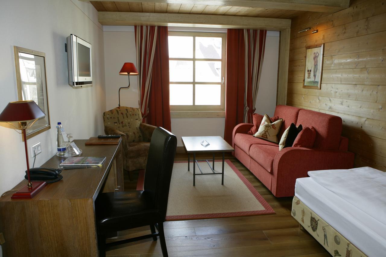 Hotel Gasthof Alte Post Holzkirchen Holzkirchen  Ngoại thất bức ảnh
