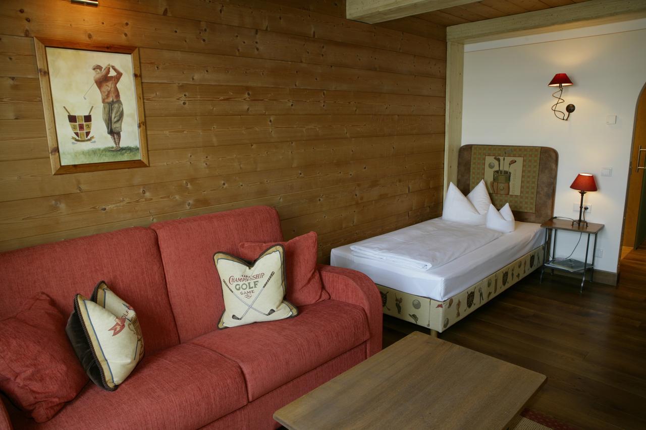 Hotel Gasthof Alte Post Holzkirchen Holzkirchen  Ngoại thất bức ảnh